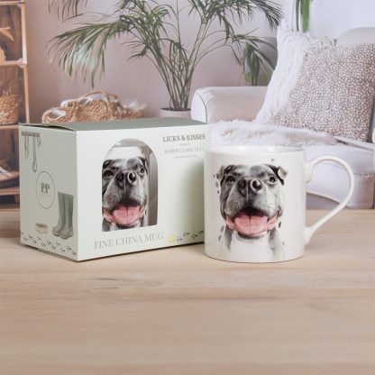 Licks & Kisses Staffie Mugg